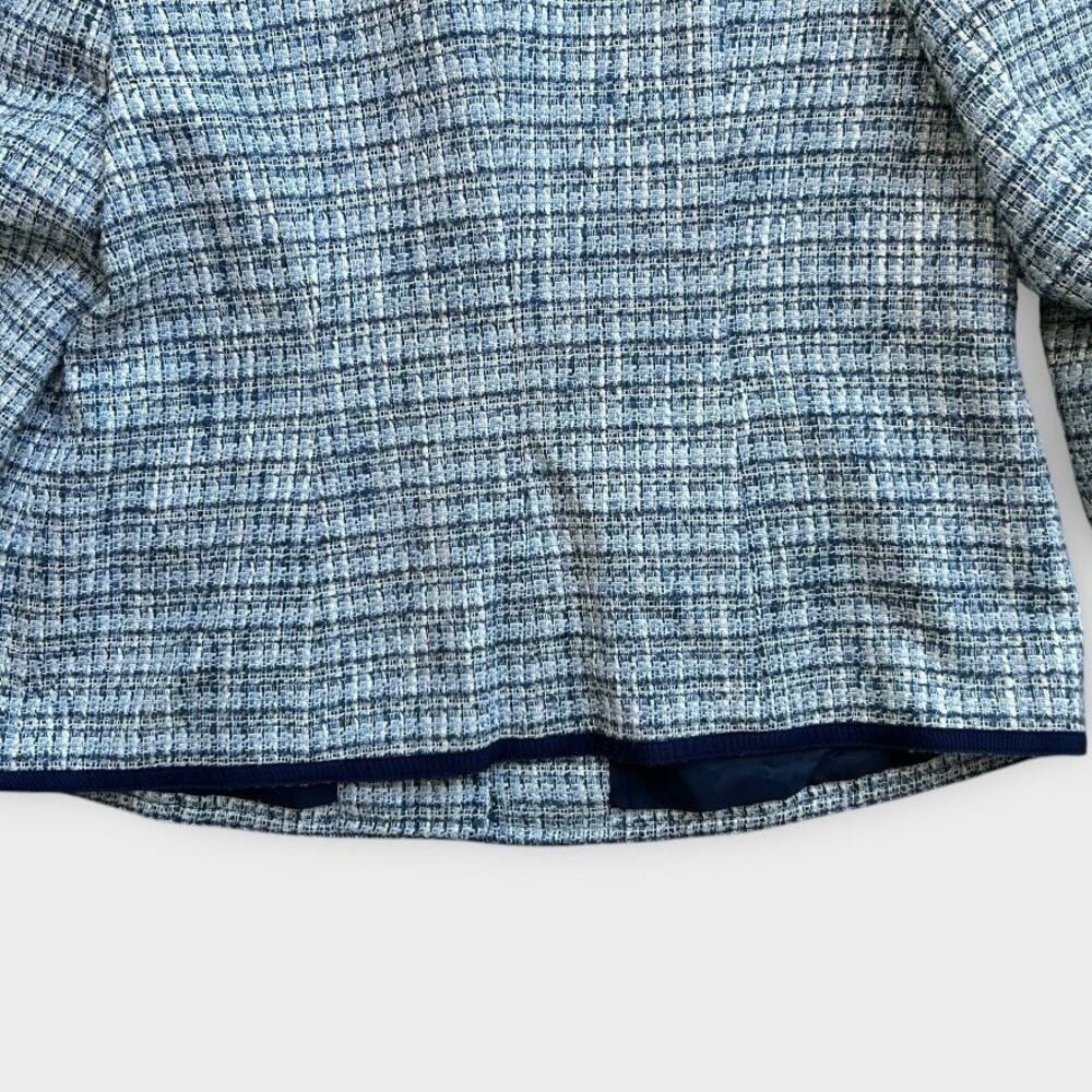 Talbots Tweed Blazer Jacket Women's Size 16 Blue White Bouclé Classic Preppy - Picture 8 of 13